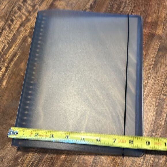 Music binder with staff paper - Picture 4 of 5